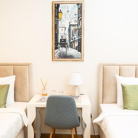 Merak Rooms & Caffe Bar Szabács Kültér fotó