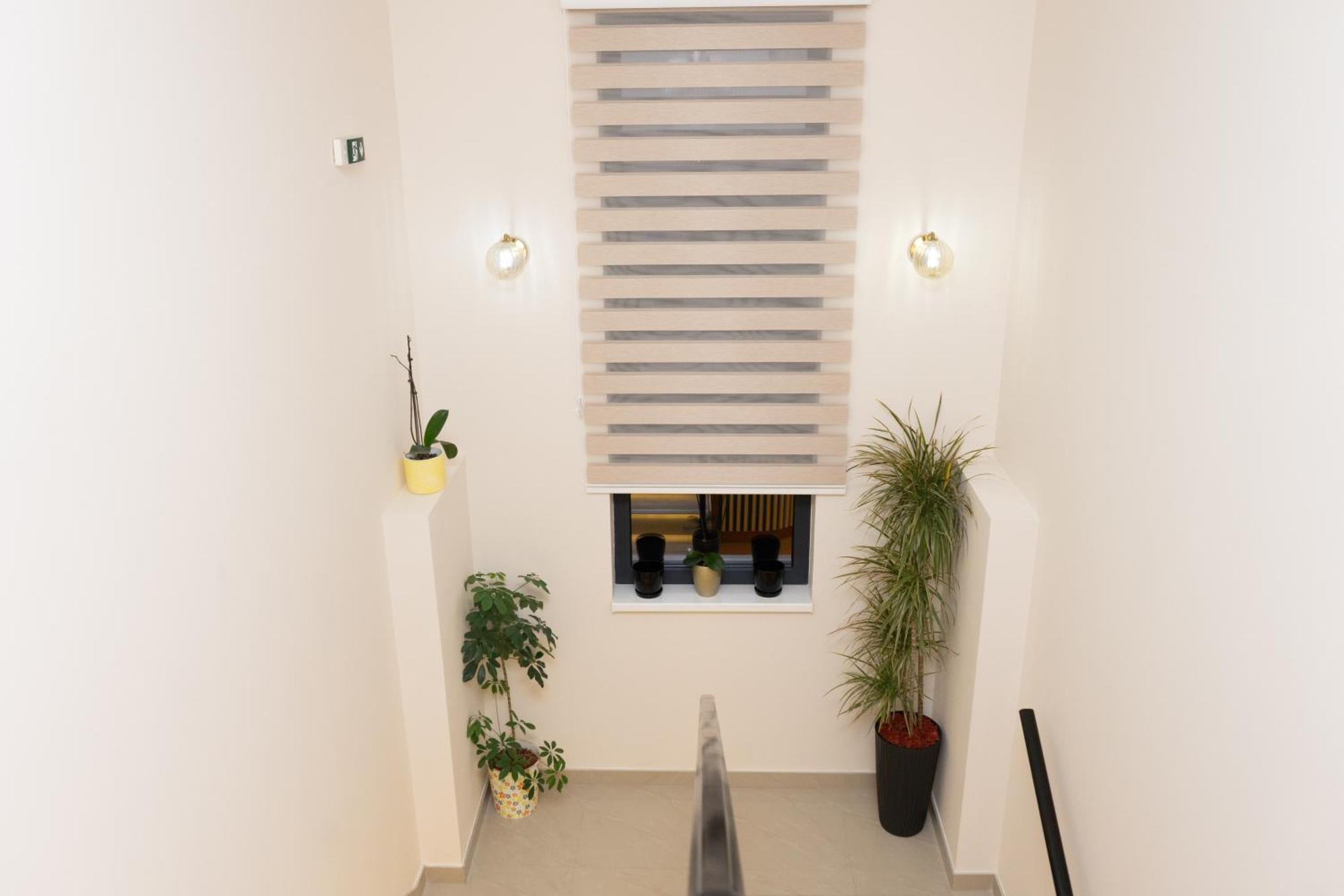 Merak Rooms & Caffe Bar Szabács Kültér fotó